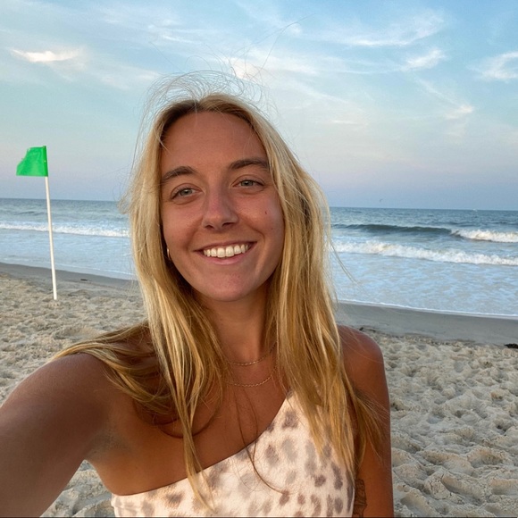 Meet your Posher, Mel - Picture 6 of 7